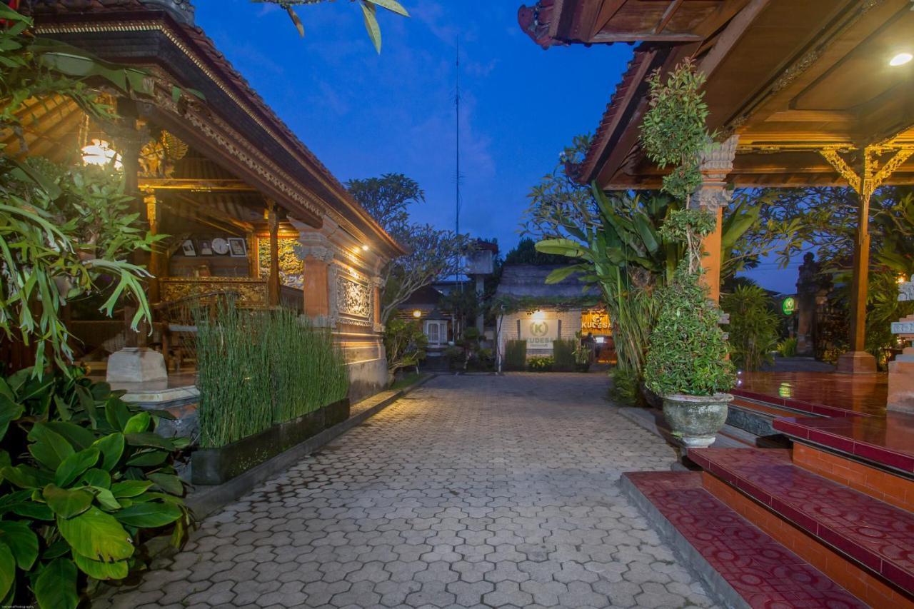Kudesa Homestay 乌布 外观 照片